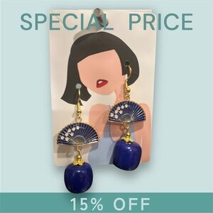 Elegant Blue Fan Earrings